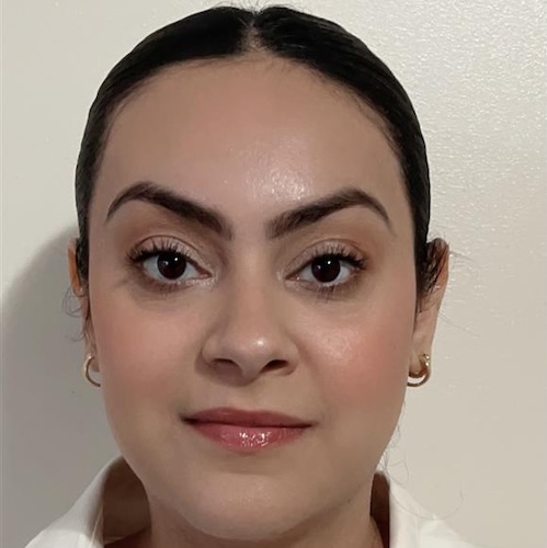 Scarlet Flores